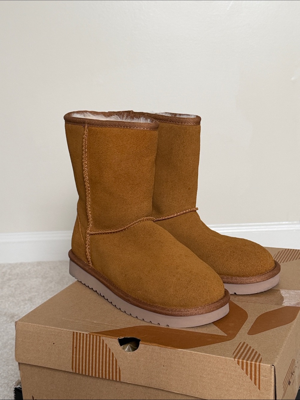 Koolaburra Kids Chestnut Suede Pull-On Boots
